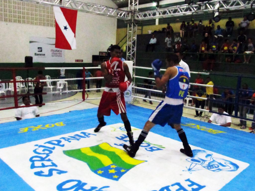 Começaram as emoções do Norte-Nordeste de Boxe