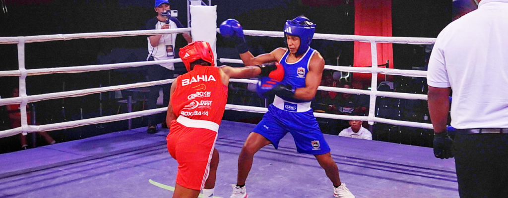 Haziel Santos (BA) x Queila Braga (SP) Campeonato Brasileiro de Boxe 2024 Dia 1 (Foto: Camila Nakazato)