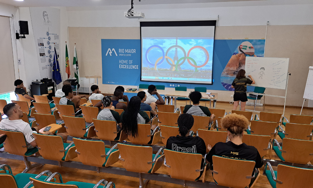 Palestra Bruna Bardell Psicóloga